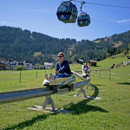 In Tyrol Near Slopes * Hochgallmig